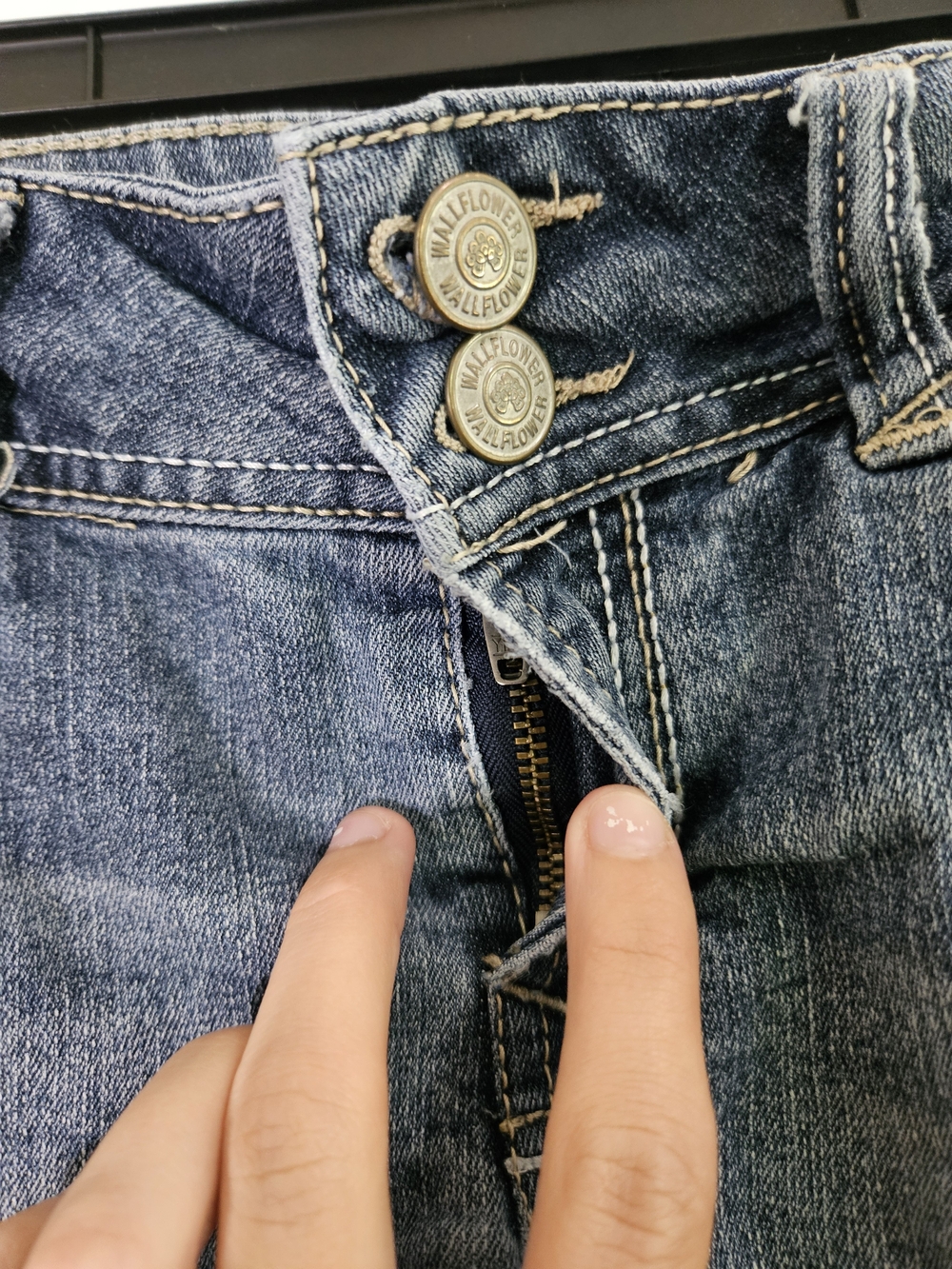 WallFlower Junior's Frayed Hem Jean Shorts - Blue - Picture 3 of 11